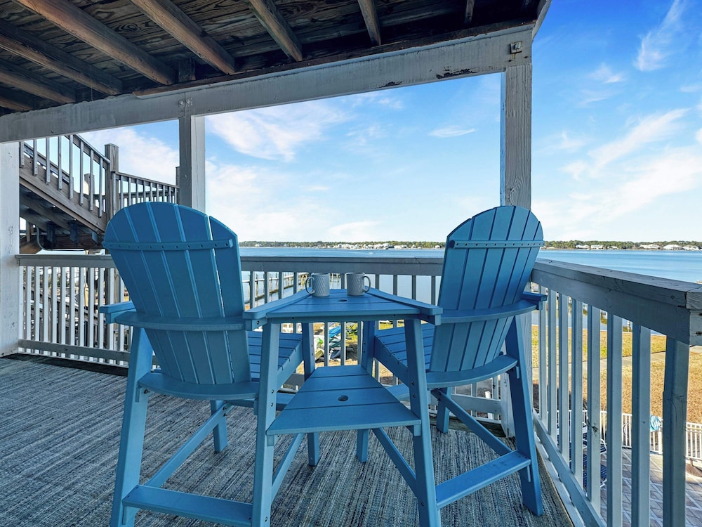 The Perfect Spot Condo for 8!
