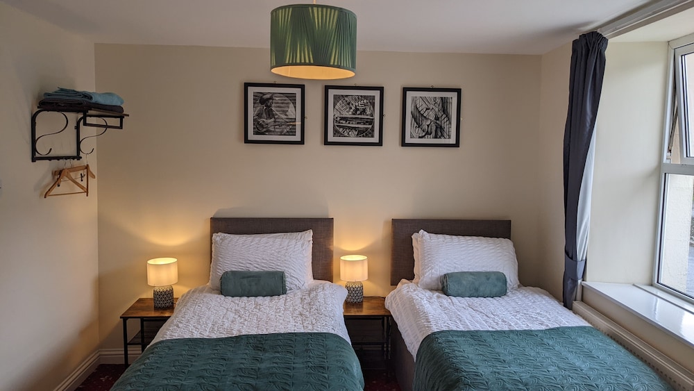 Yelverton Vacations - Railway Ramblers' Rest - Property Image 5