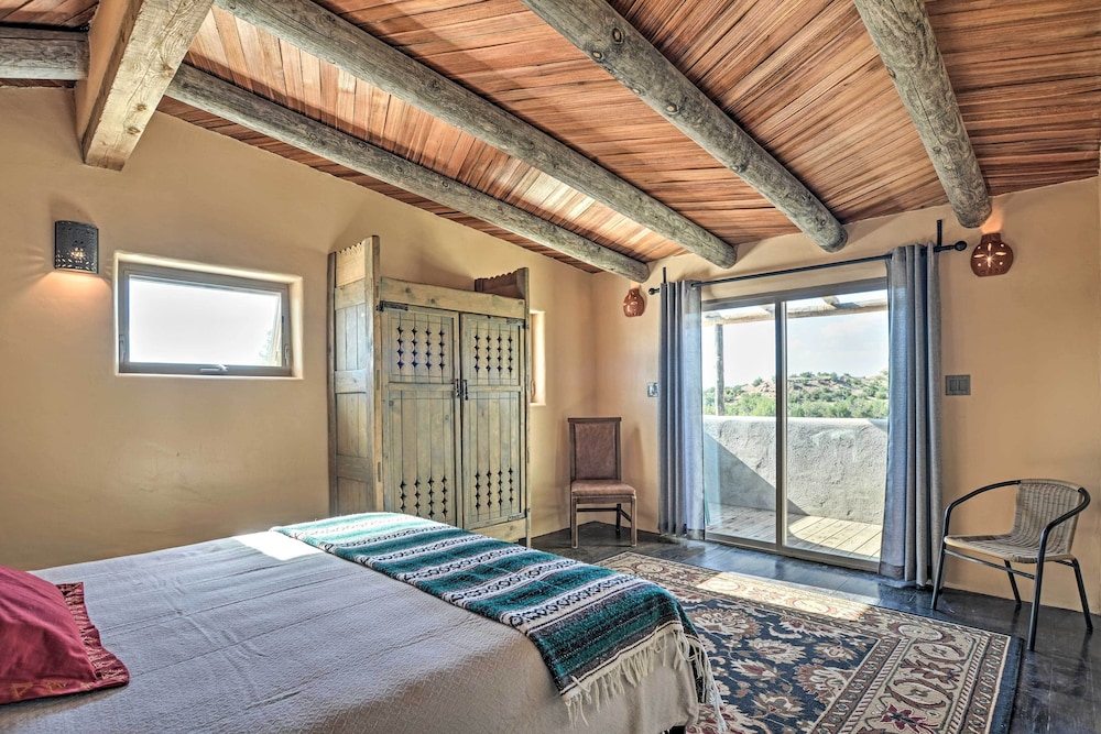 Secluded San Ysidro House w/ Desert Views! view 3