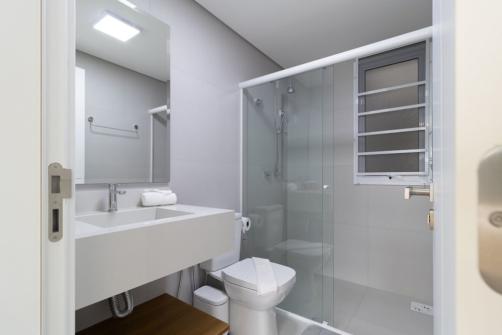Modern duplex w/jacuzzi 240m beach JRR410