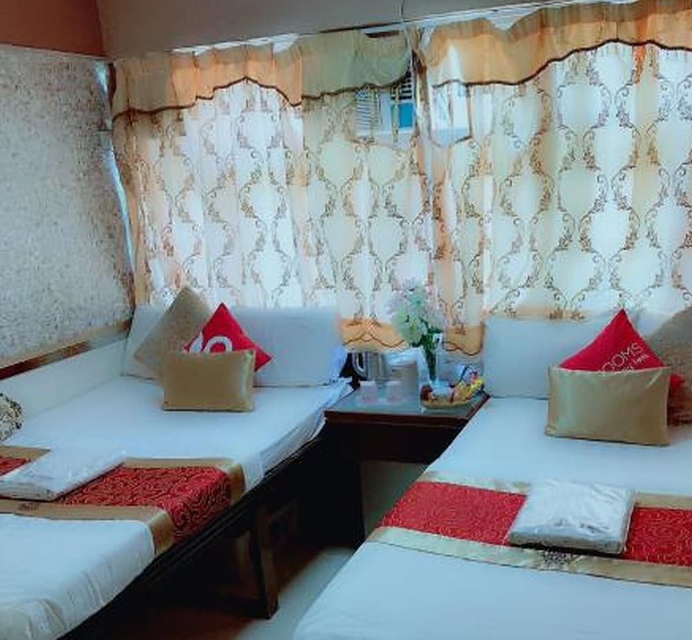 Room in Guest Room - Standard Twin Room 3 view 4