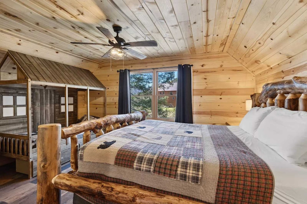 Mystic Cabin in Gatlinburg