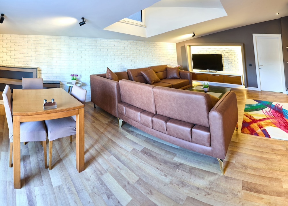 By Aydın Suit Otel - Image 26