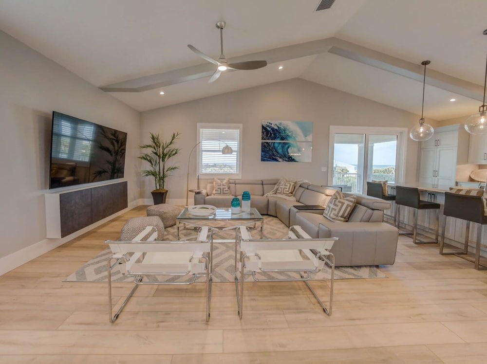 Villa Nautilus Steps Away From the Beach - New Lux 3 Story Pool Hot Tub Home With Elevator