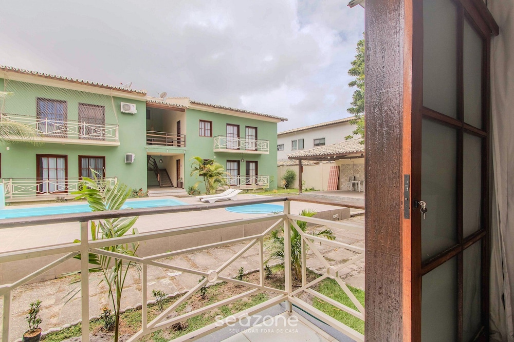 Apartments in Condominium With Pool 1km From the Beach - GIU