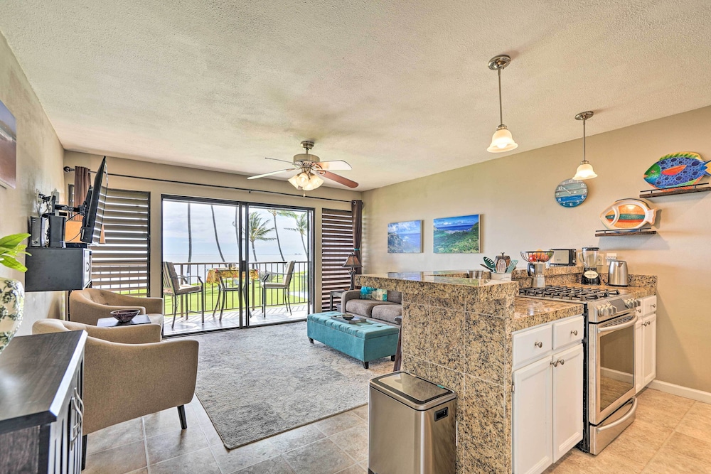 Molokai Shores Resort Condo w/ Pool & Views!