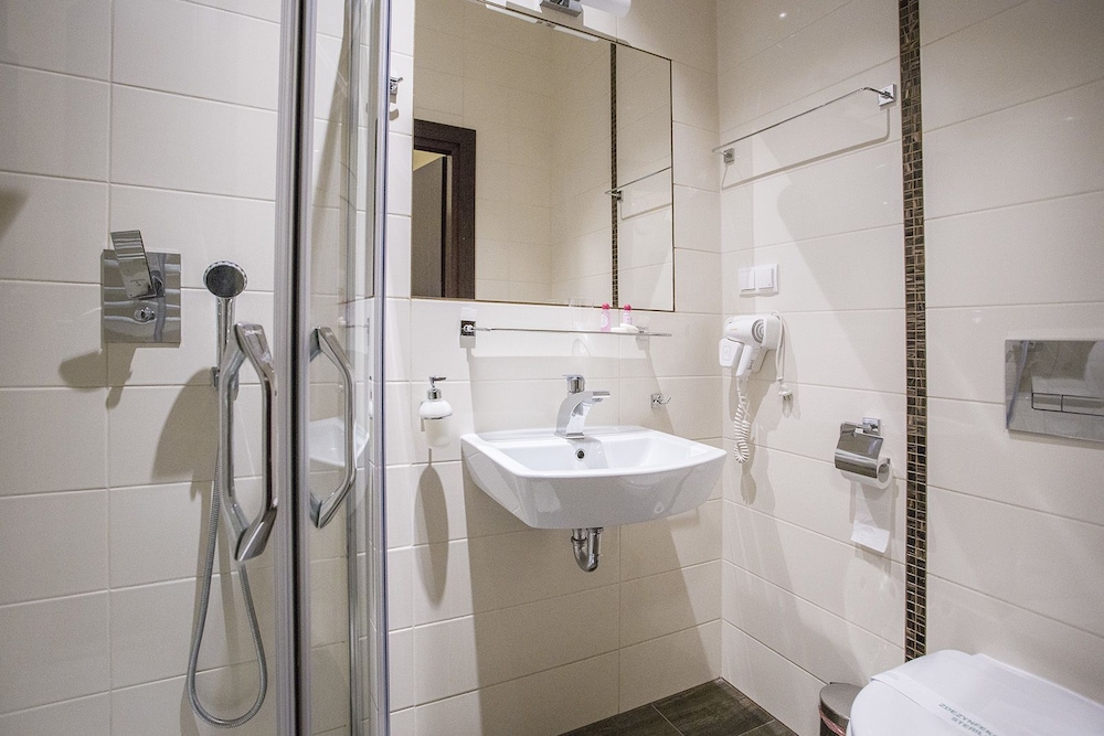 Krakow Vacations - Atlantic Hotel - Property Image 4