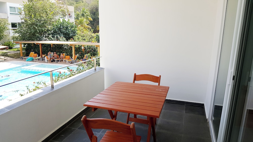 9 Bahias Condos - Property Image 2
