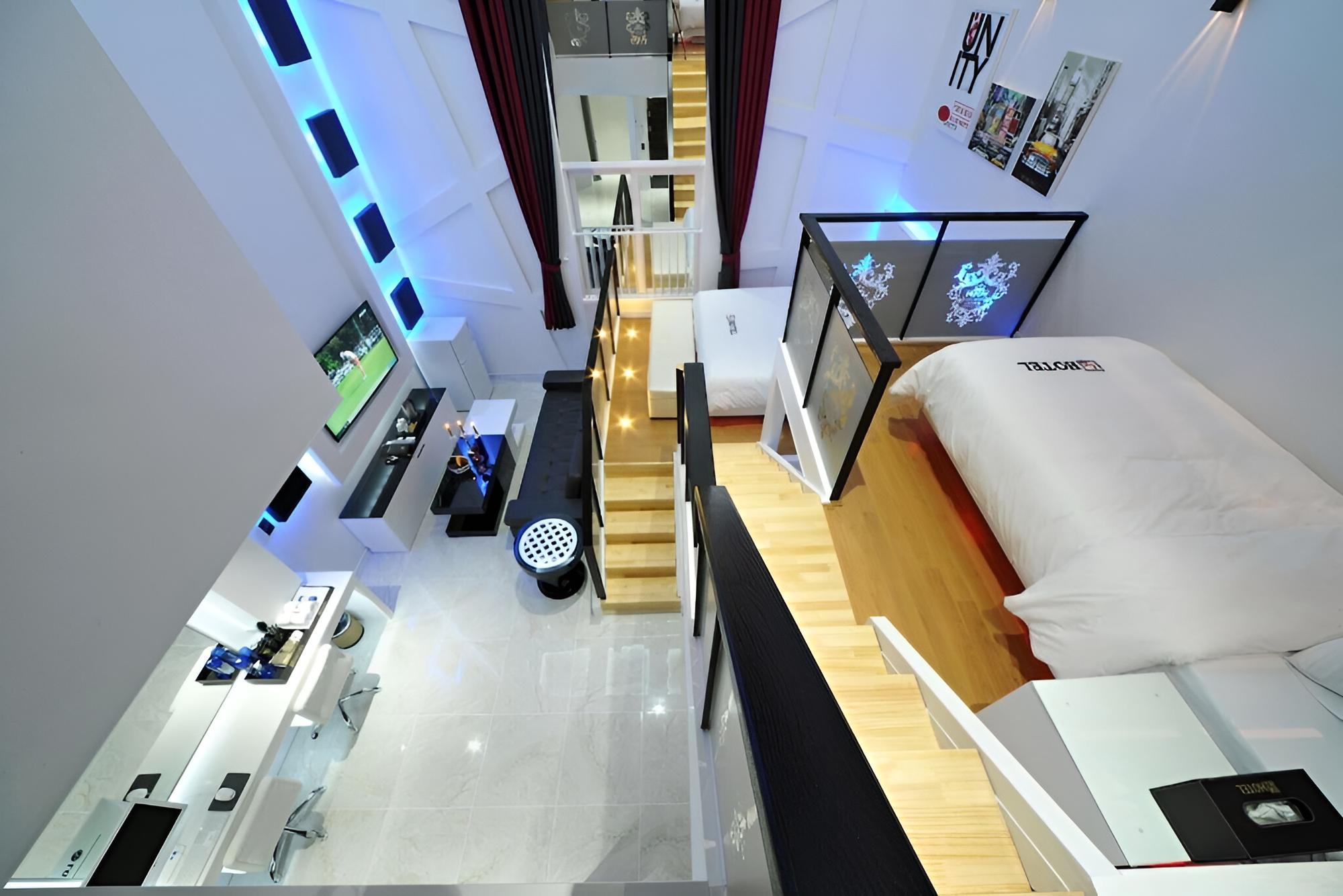Photo 7