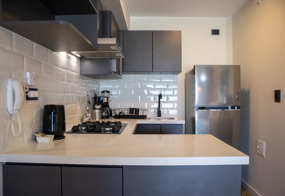 w Stylish 2BR in San Isidro