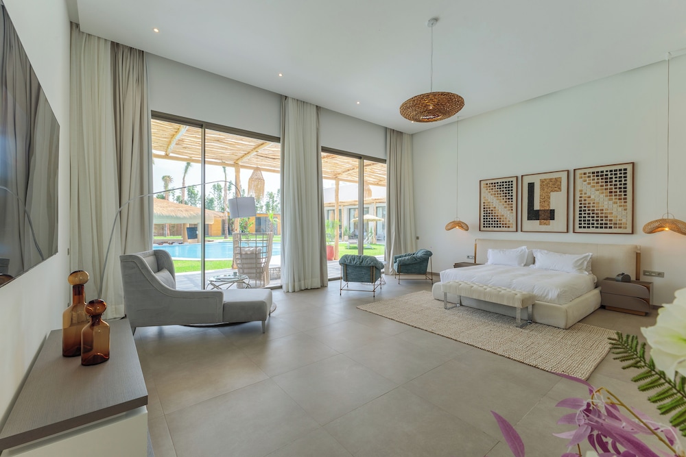 Villa PurSang Marrakech – Villa Privée de Luxe avec Hammam, Spa et Jardin