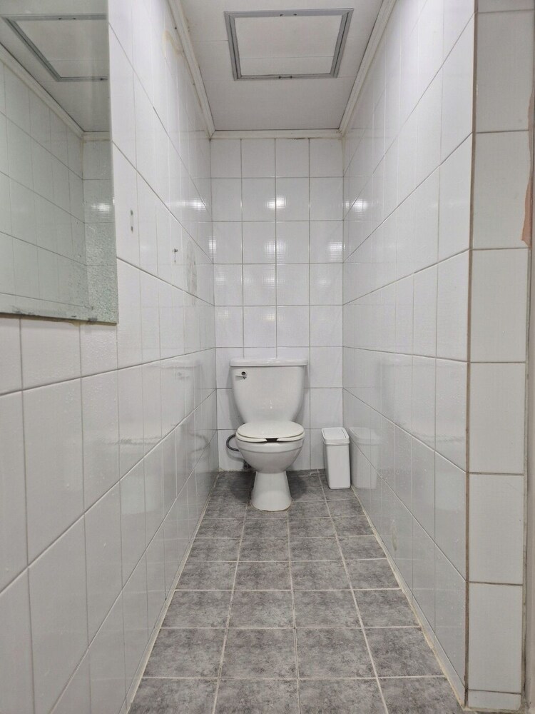 AnOn hostel