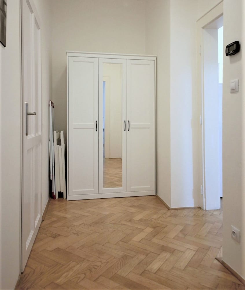 Angel City Apartments