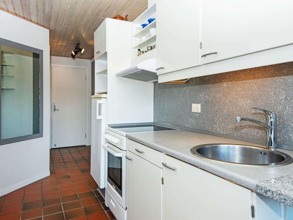 6 Person Holiday Home in Fano-by Traum view 3