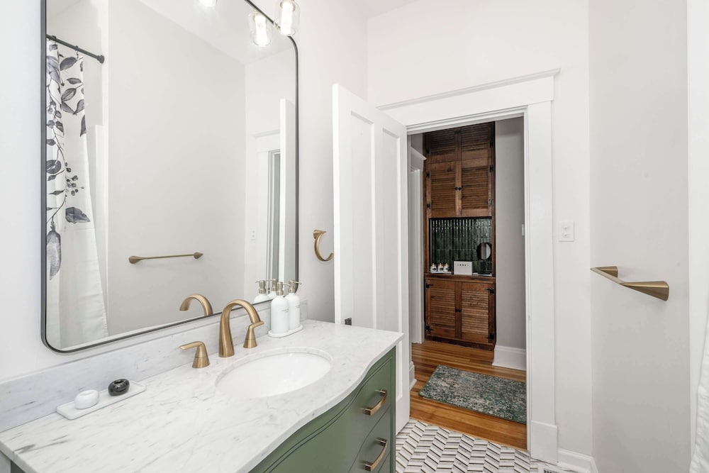 Bridgetown Bungalow West Cincy