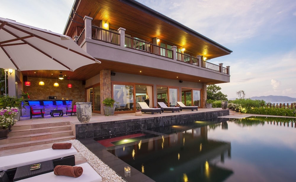 Baan Phuttarak - Choeng Mon view 3