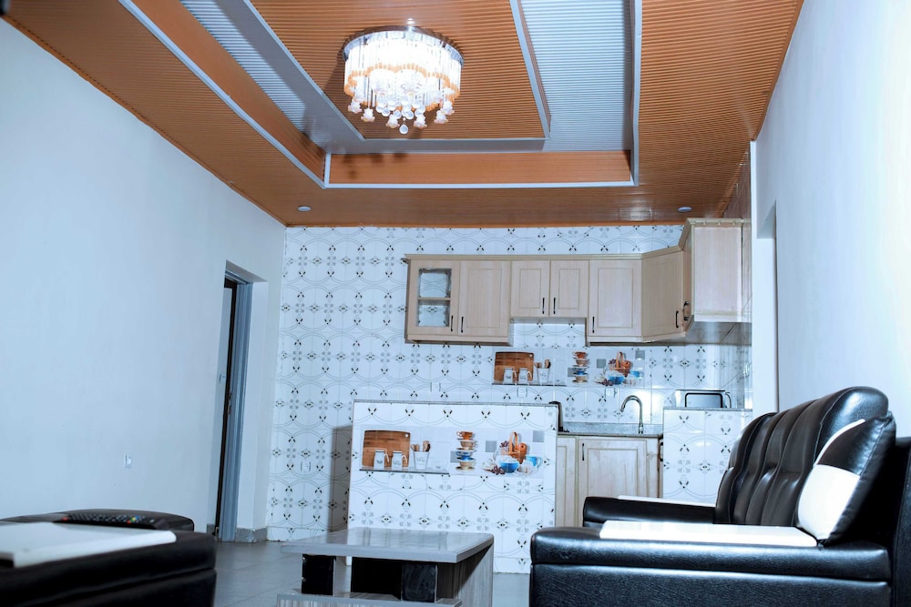 The Moon Geust House