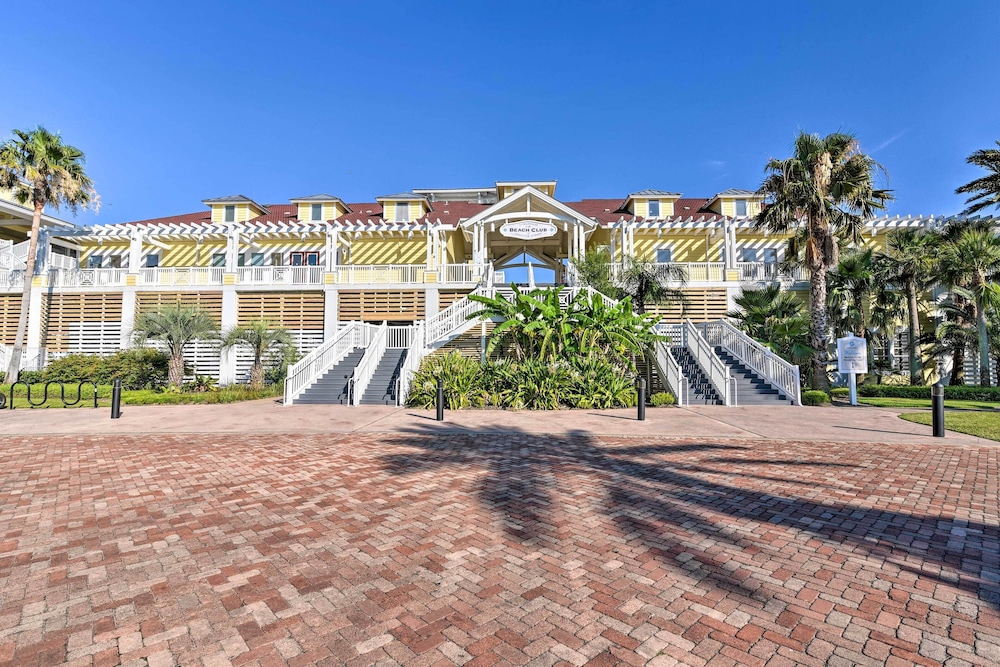 'seas The Day:' Home w/ Pool Access in Galveston