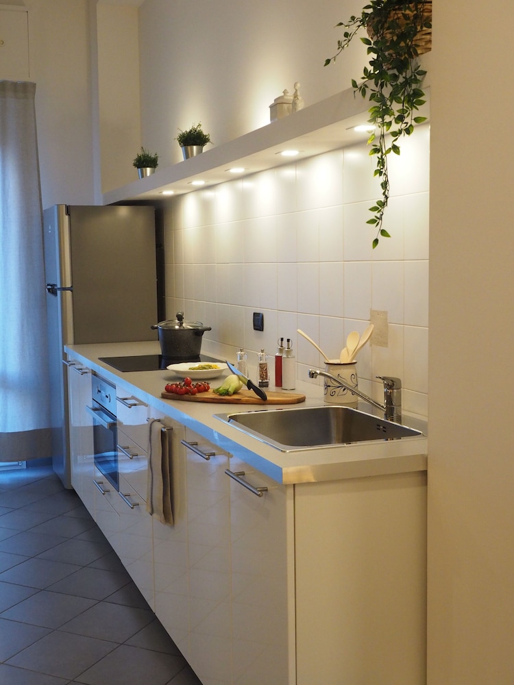 Guglielmo City Center Studio