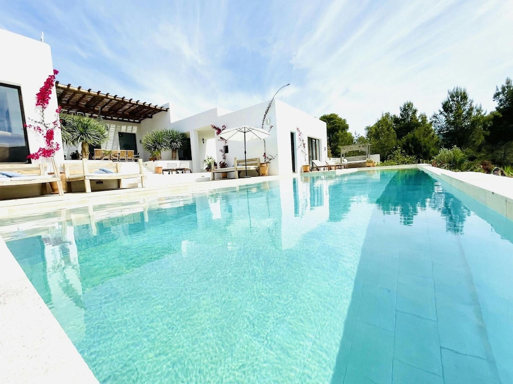 Holiday Home With sea View
