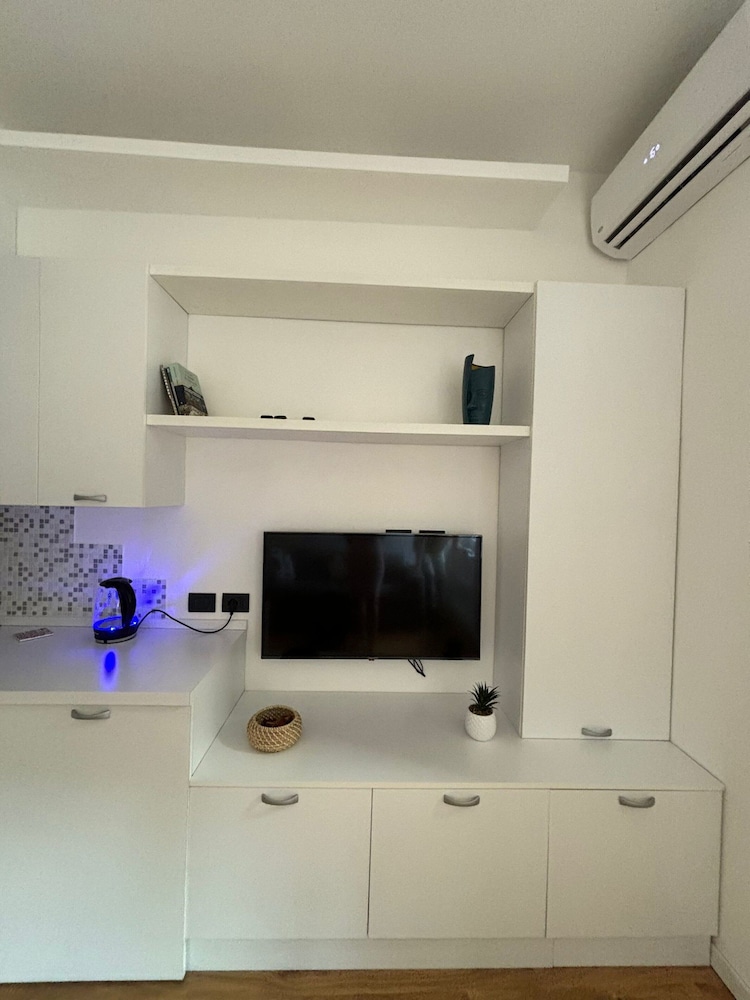 Nice Apartment With Balcony