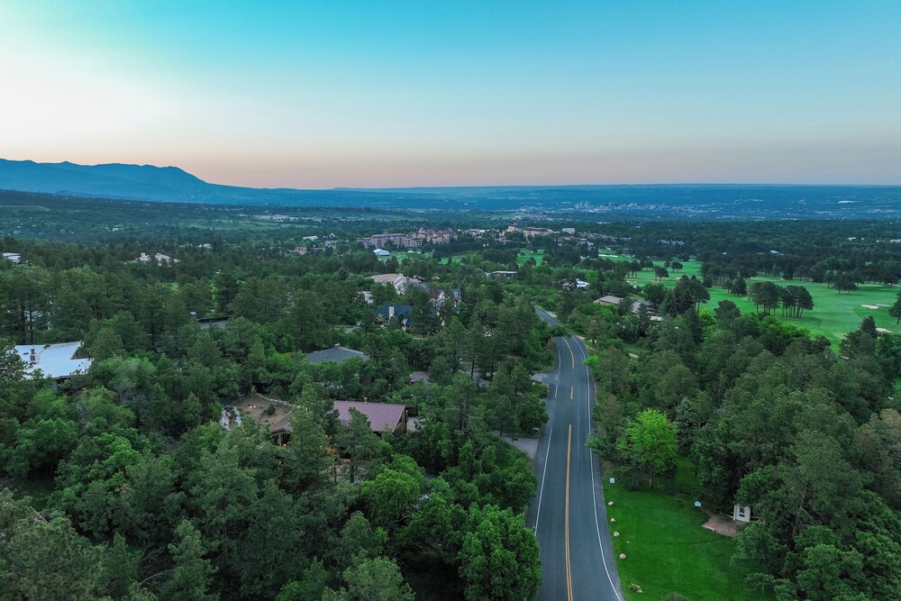 Broadmoor Bliss