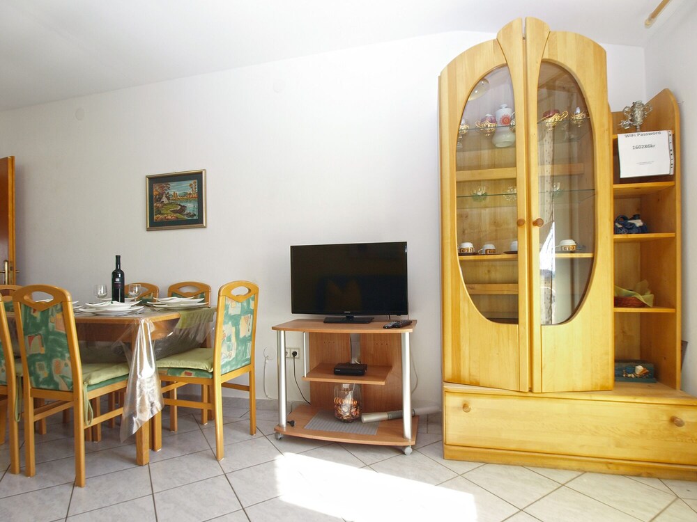 Apartment Anica 770