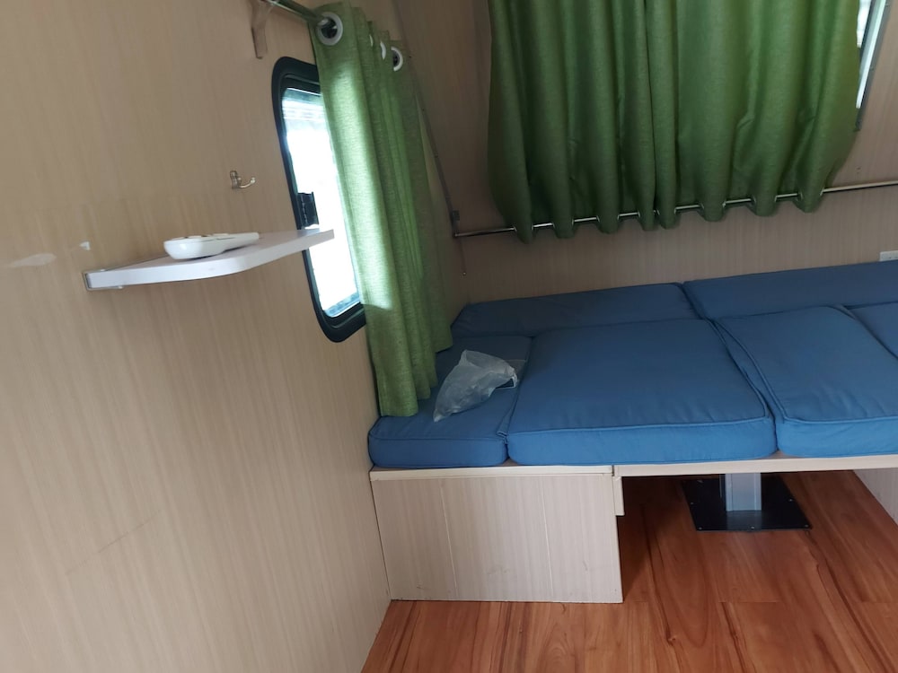 caravan trailer view 4