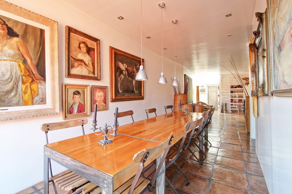 Luxury Art Apartment In Trastevere With Terrace