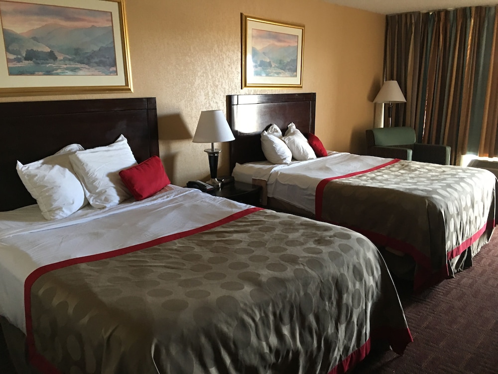 Laramie Vacations - Budget Inn - Property Image 4