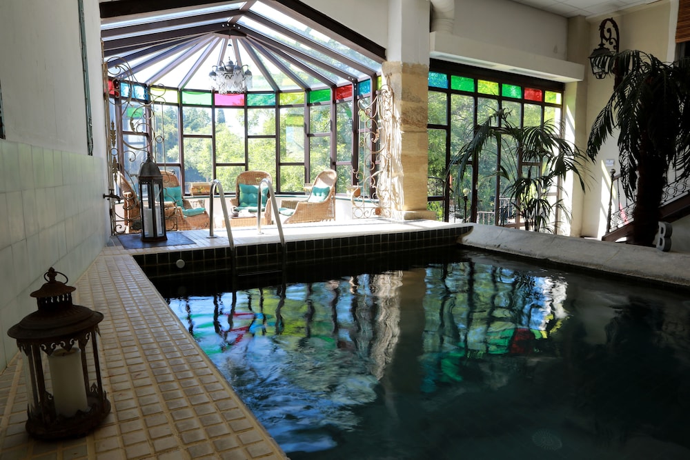 Orange Vacations - Justin de Provence - Property Image 1