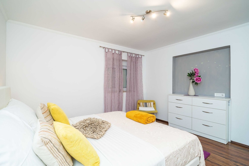 Apartments Sandito