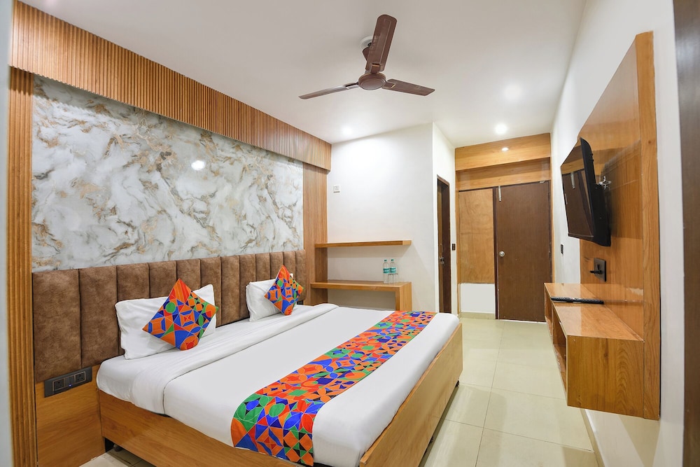 Fabhotel Coco Tree