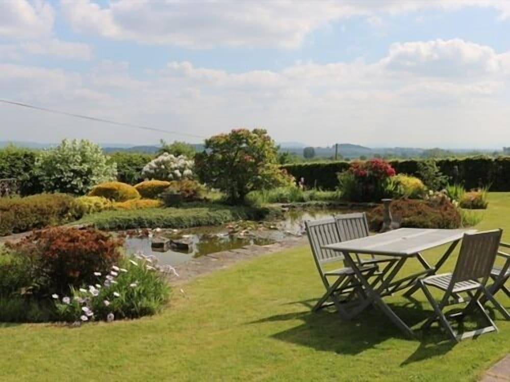 Mortimer Trail B & B