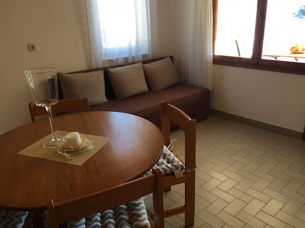 Đurđa - Amazing Location & sea View - A2 Burni view 5