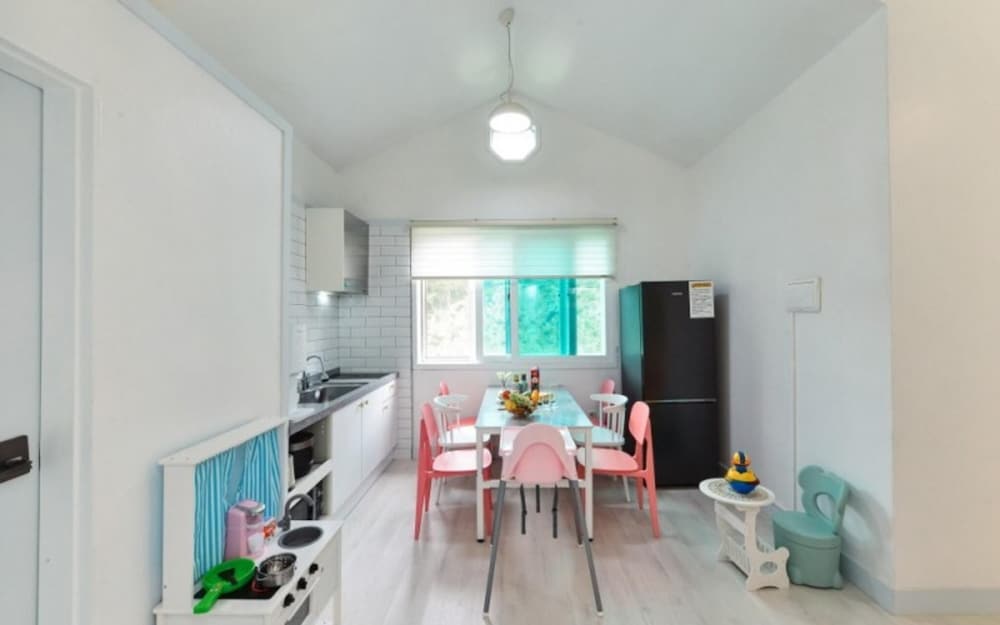 Gapyeong Shinbi Kids Pool Villa