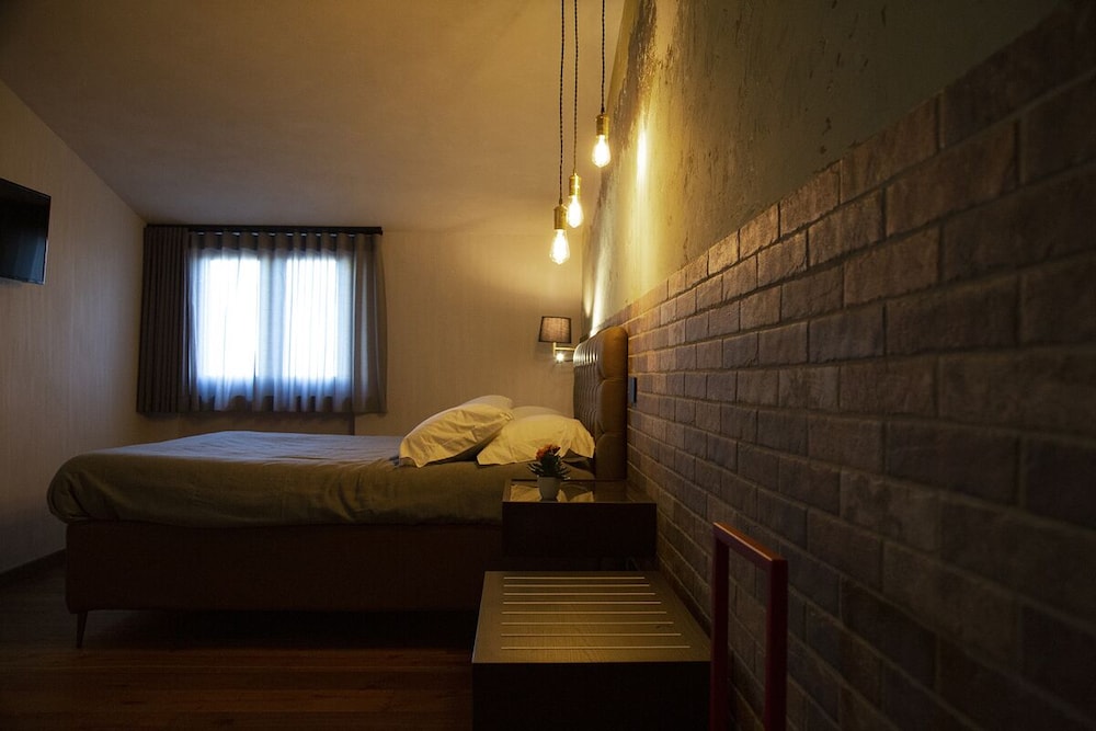 MANTRA Suite&Room