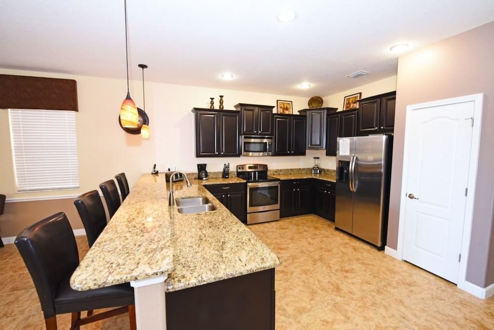 1490 Champions House 8 Bedroom by Florida Star