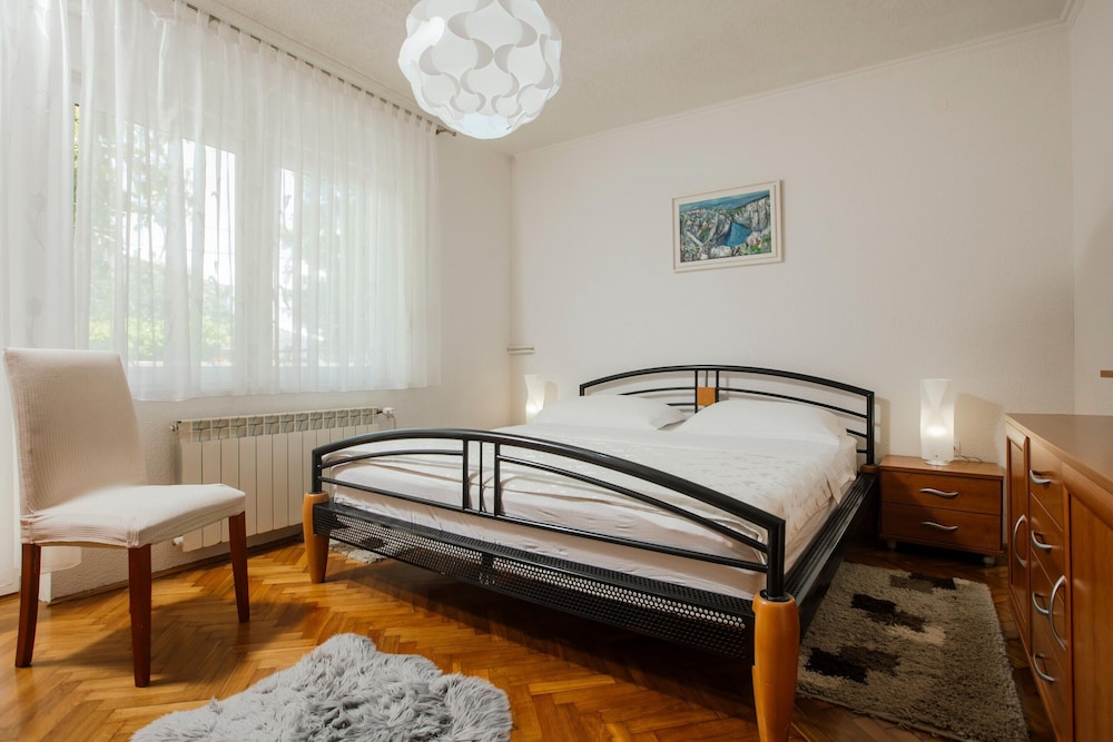Villa in Croatia Near Blue & Red Lakes