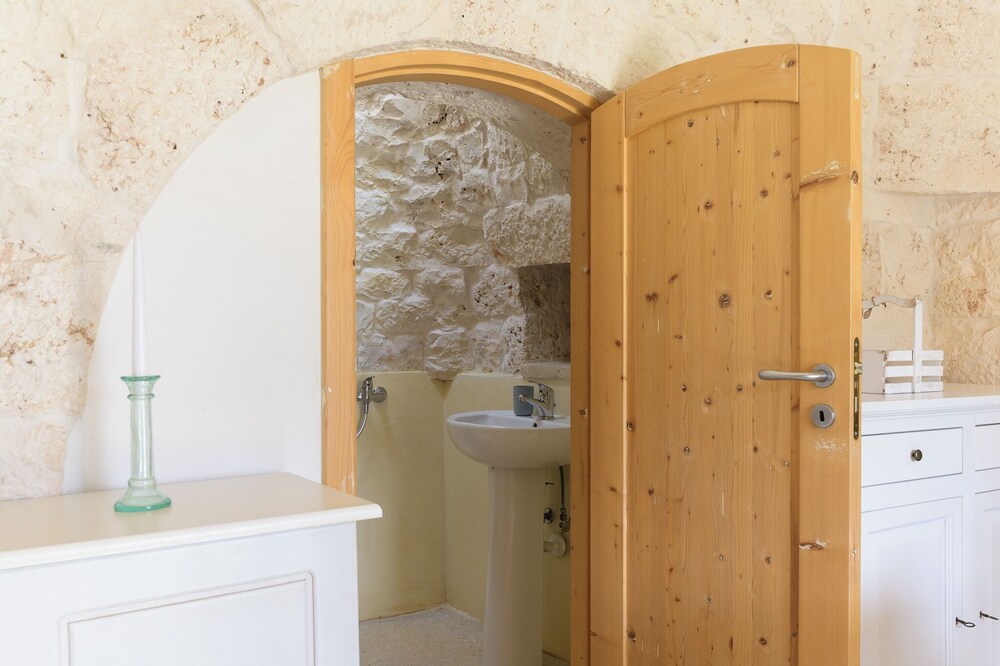 Trullo Puspo by Wonderful Italy