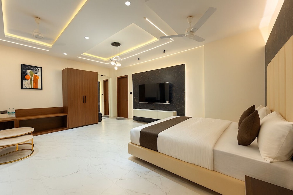 Hotel Rajshree Suites