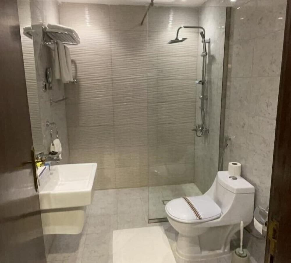 Carawan Alkhaleej Hotel