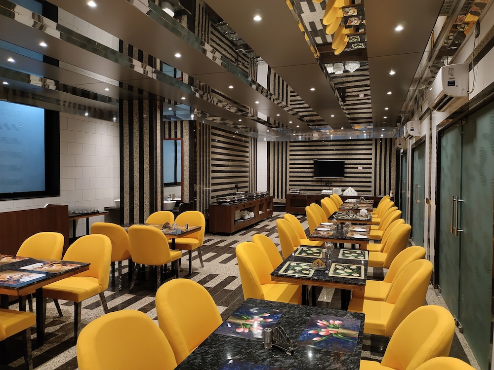 Sapphero Resorts A Unit Of Shri Sai Hospitality