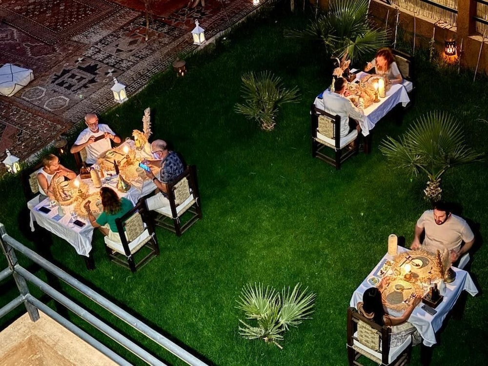 Riad Sahara Stars Dades