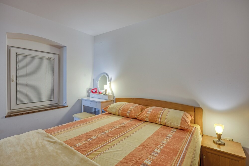 Apartment Jakara 2
