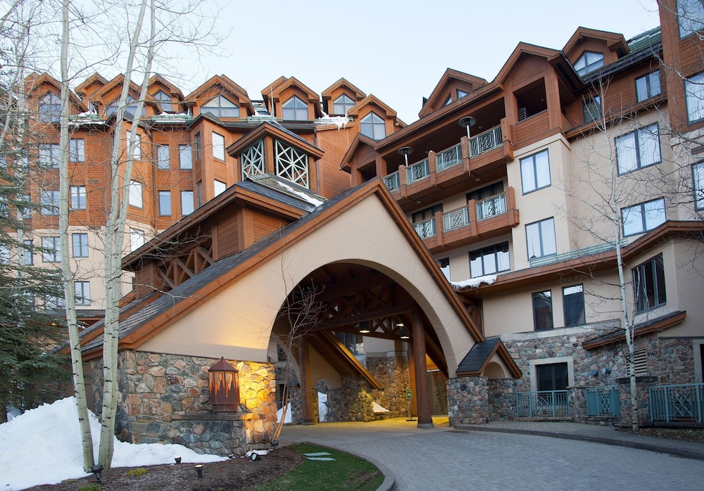 Mccoy Peak Lodge 107 1 Bedroom Condo by RedAwning - Property Image 3