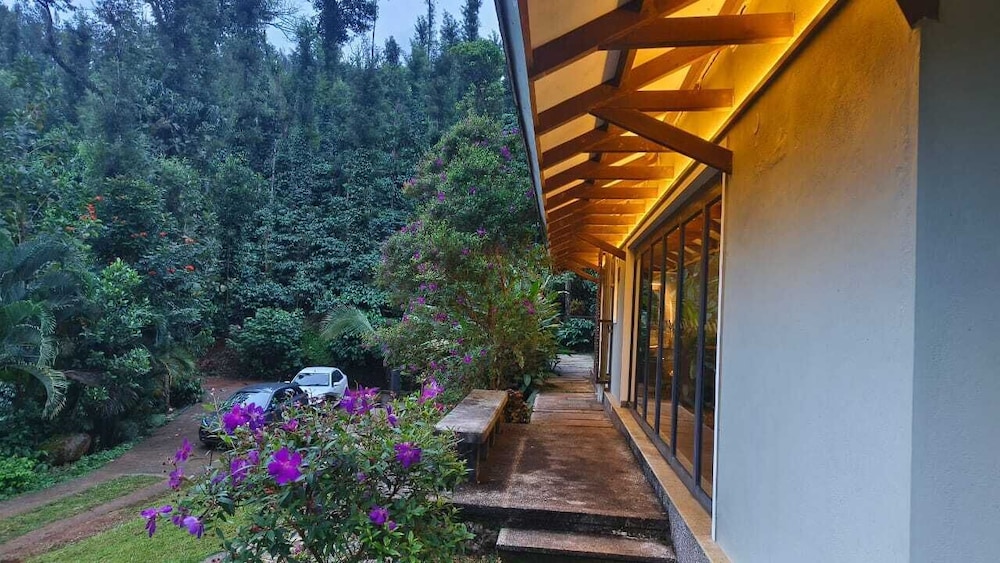 Cascade Villa by Z Vacations
