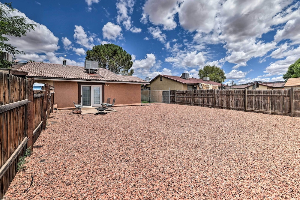 Quaint & Welcoming Kanab Home w/ Patio!