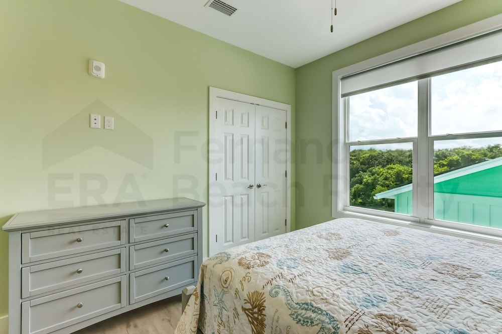 Fernandina Beach Vacations - 391 S Fletcher Ave C 3 Bedroom Townhouse by RedAwning - Property Image 38