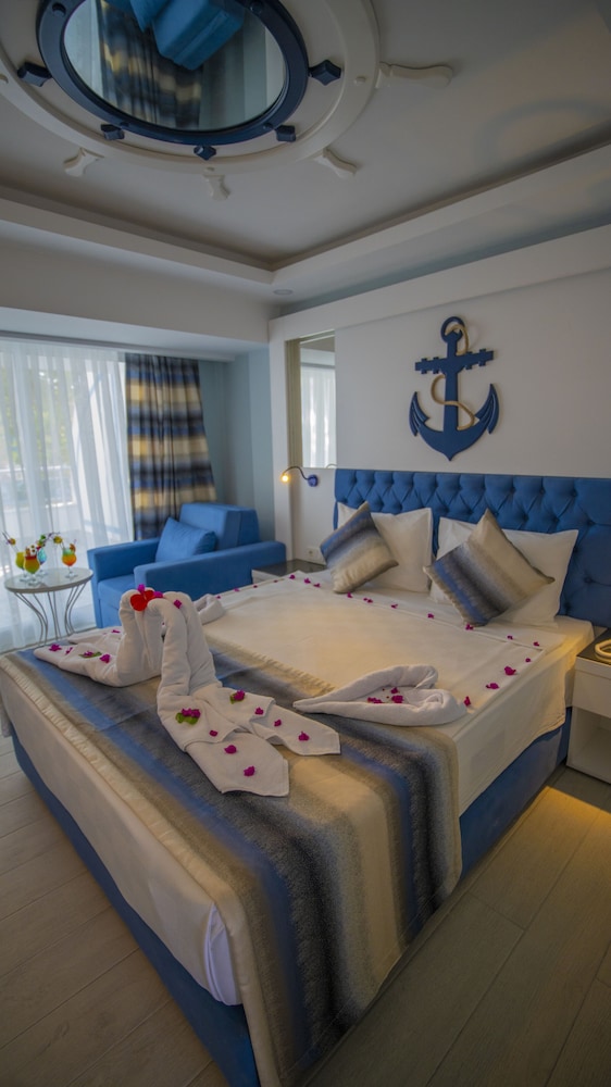 Marine Family Club Hotel